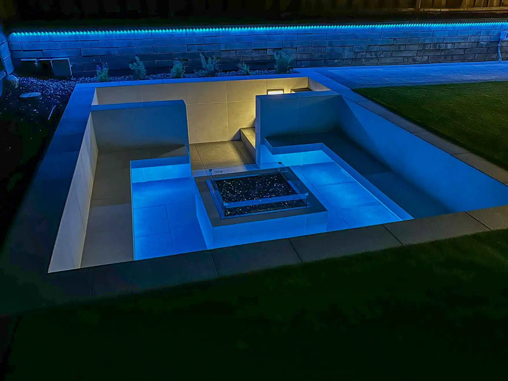 Custom Swimming Pool